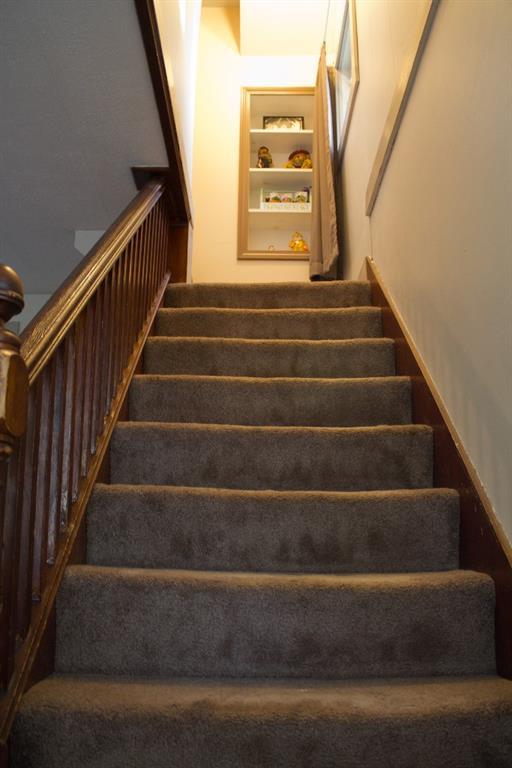 25 Mosher Road Gorham, ME 04038 - Photo 20 of 35 Stairway