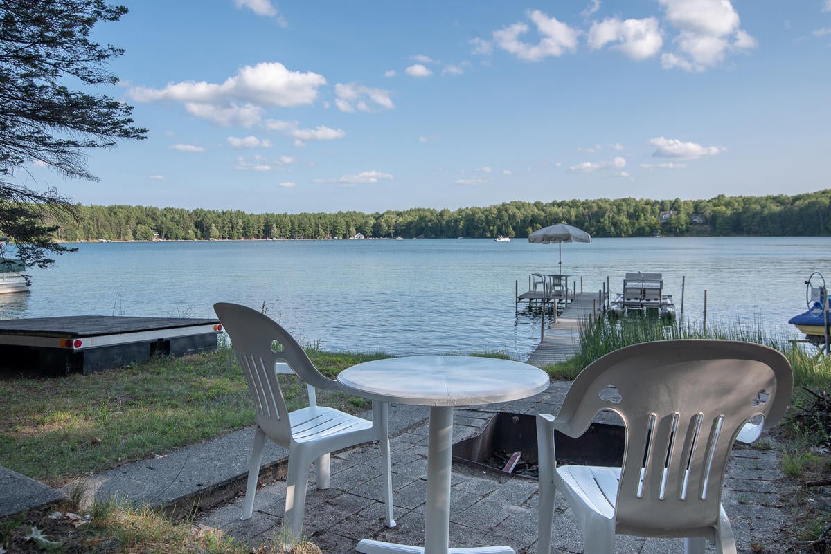 7227 Silver Lake Road Wolverine, MI 49799 - Photo 4 of 38 Gallery Image 4