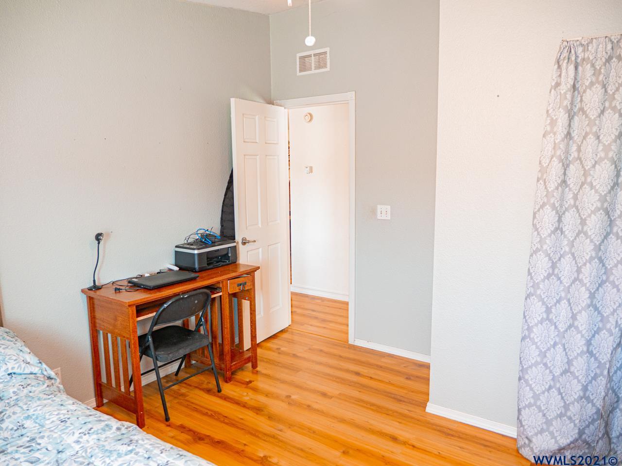 27844 Fern Ridge Road Sweet Home, OR 97386 - Photo 13 of 35 Gallery Image 13