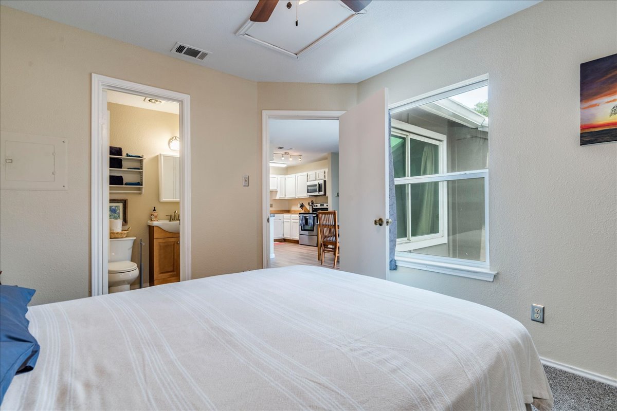 1720 Timber Ridge Road, Unit 166 Austin, TX 78741 - Photo 15 of 25