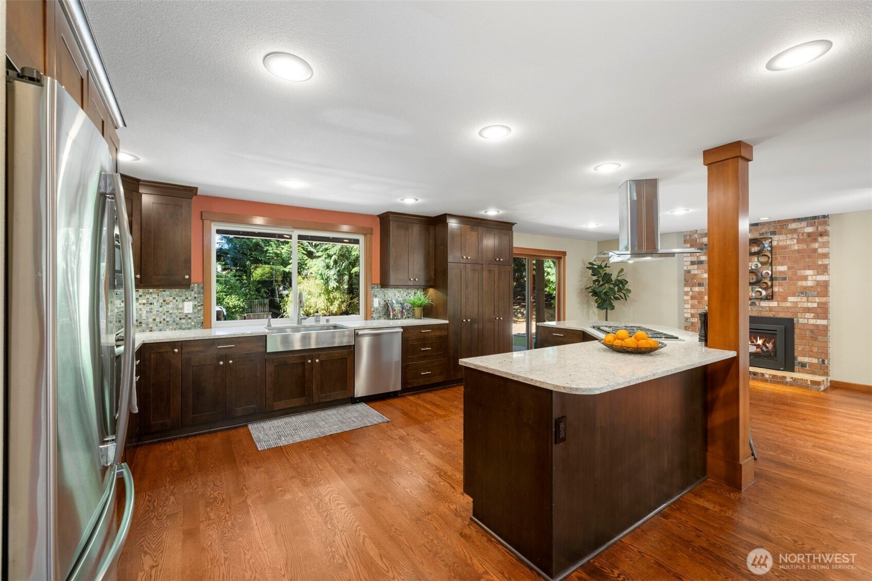 4619 136th Place Southwest Edmonds, WA 98026 - Photo 4 of 37