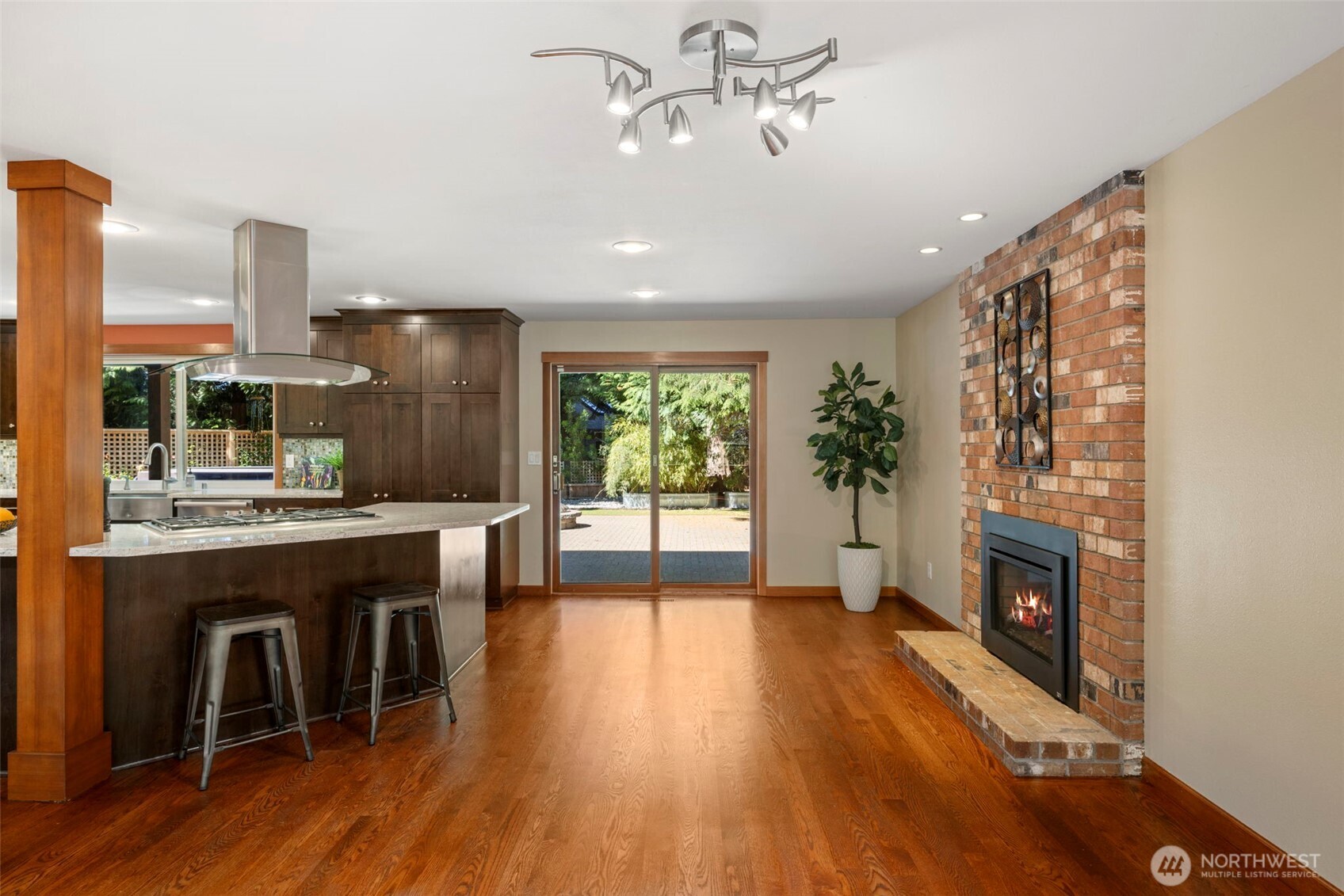 4619 136th Place Southwest Edmonds, WA 98026 - Photo 6 of 37