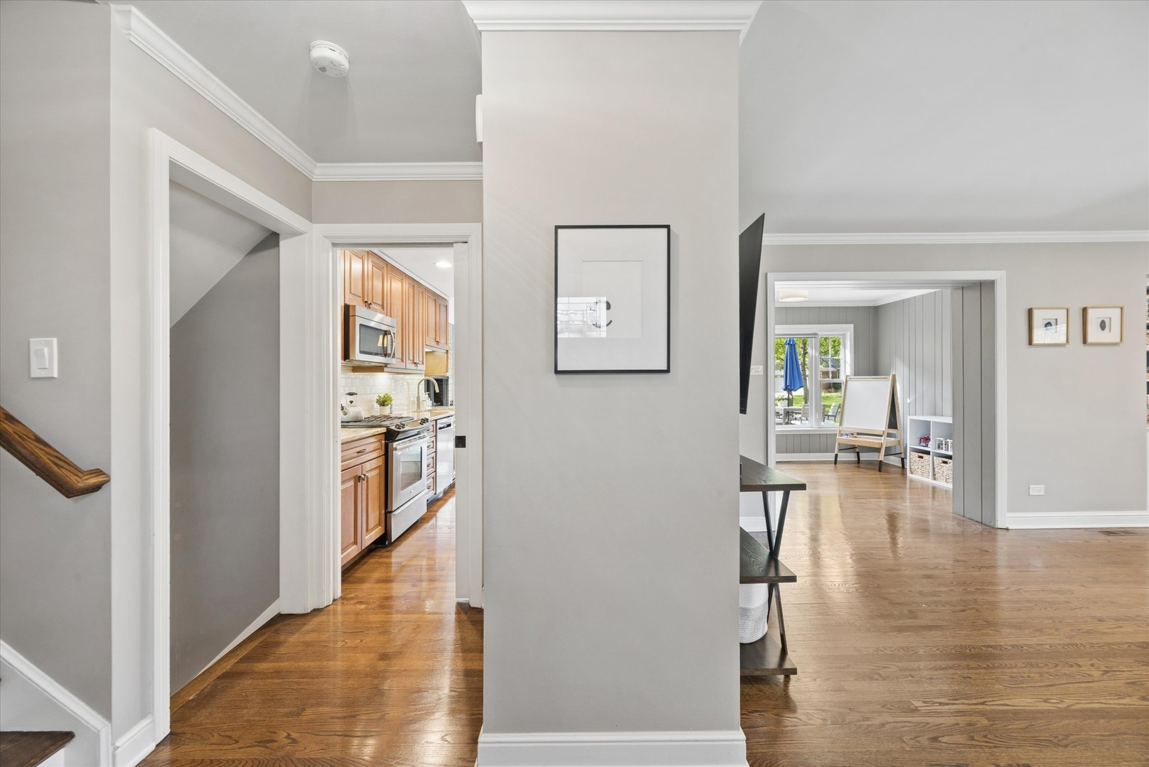 258 Crest Road Glen Ellyn, IL 60137 - Photo 25 of 40 Gallery Image 25