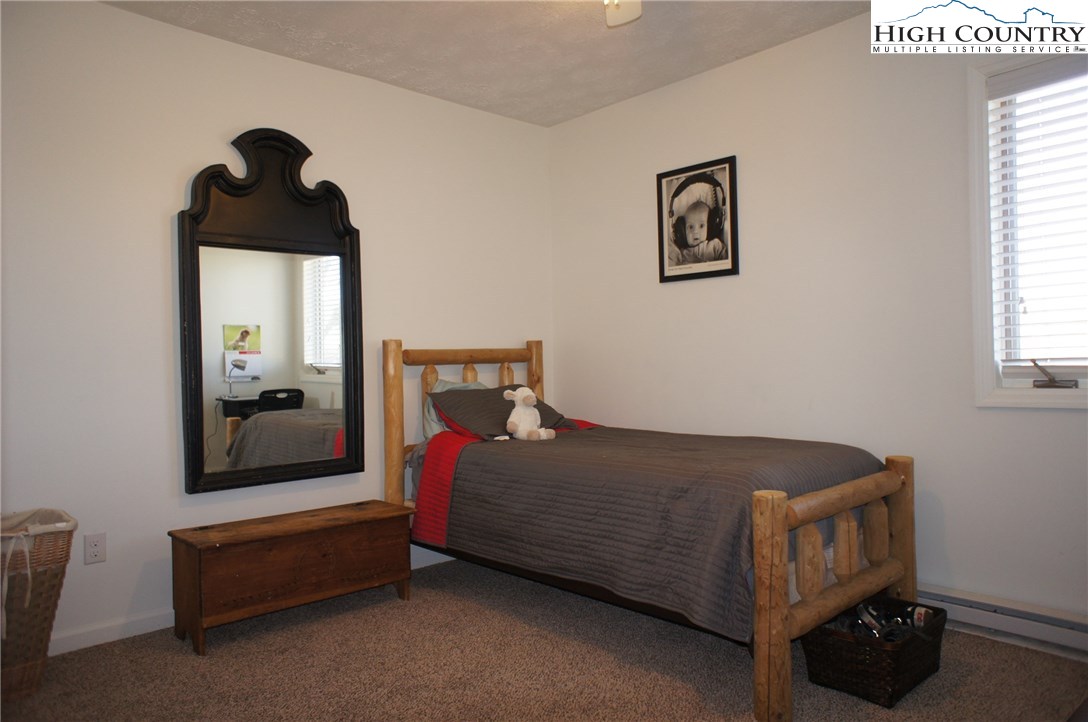 272 Locust Point Drive Boone, NC 28607 - Photo 32 of 36 Gallery Image 32