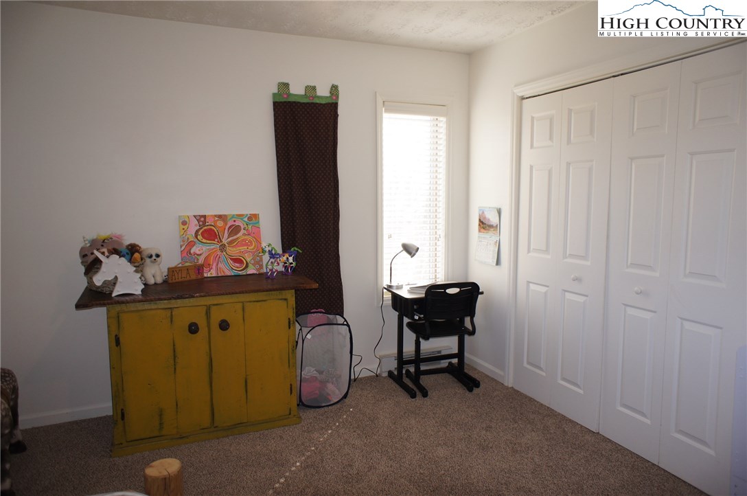 272 Locust Point Drive Boone, NC 28607 - Photo 34 of 36 Gallery Image 34