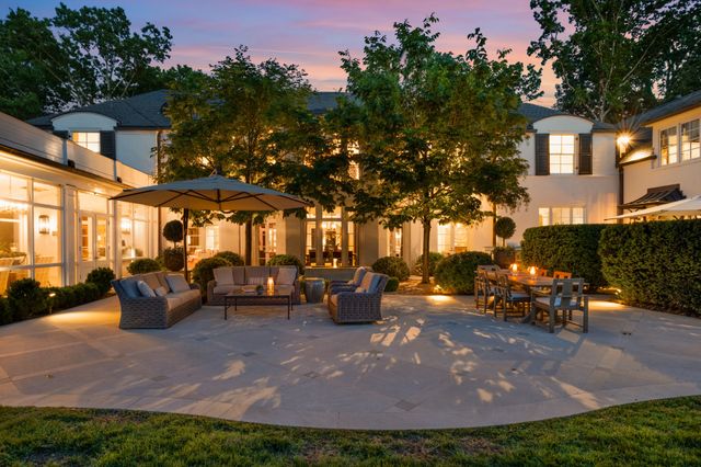 $23,800,000 | 4410 Truxton Place, Nashville, TN 37205