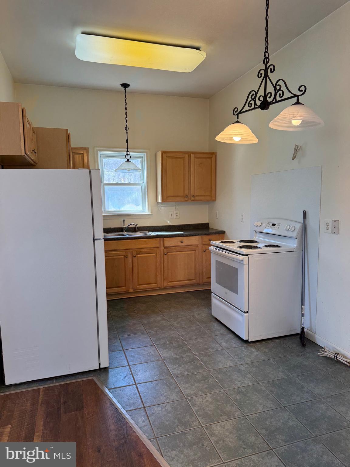 11908 Wolfsville Road Myersville, MD 21773 - Photo 8 of 28