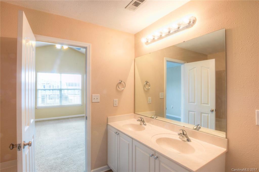 924 River Trail Road Lowell, NC 28098 - Photo 12 of 16 Gallery Image 12