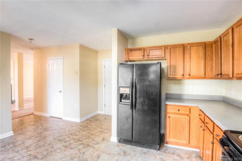924 River Trail Road Lowell, NC 28098 - Photo 8 of 16 Gallery Image 8
