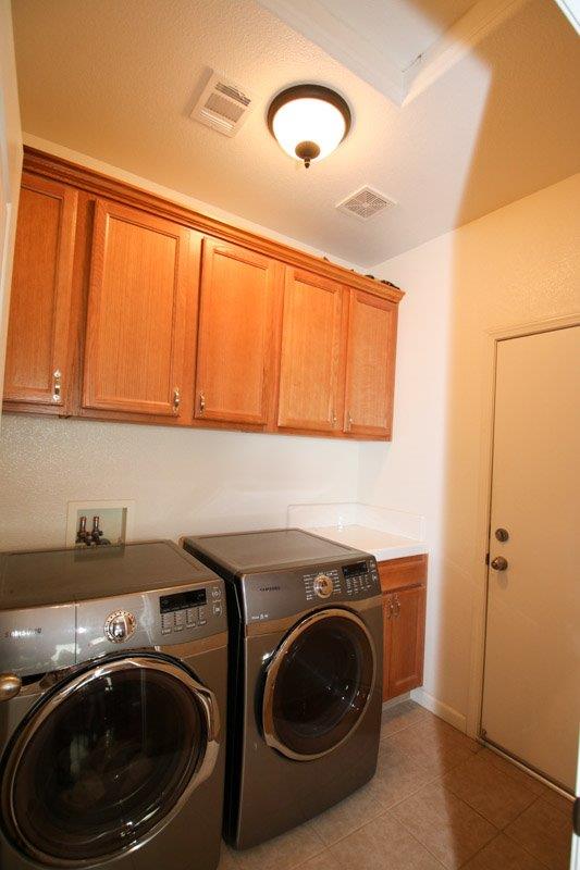 271 East Olson Avenue Reedley, CA 93654 - Photo 14 of 35 Gallery Image 14