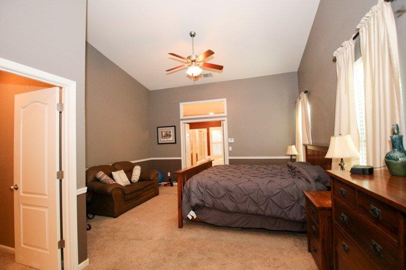 271 East Olson Avenue Reedley, CA 93654 - Photo 16 of 35 Gallery Image 16