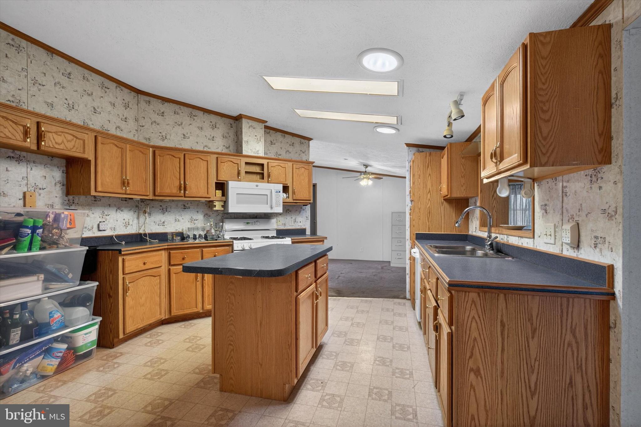 271 Janet Court Lothian, MD 20711 - Photo 6 of 22