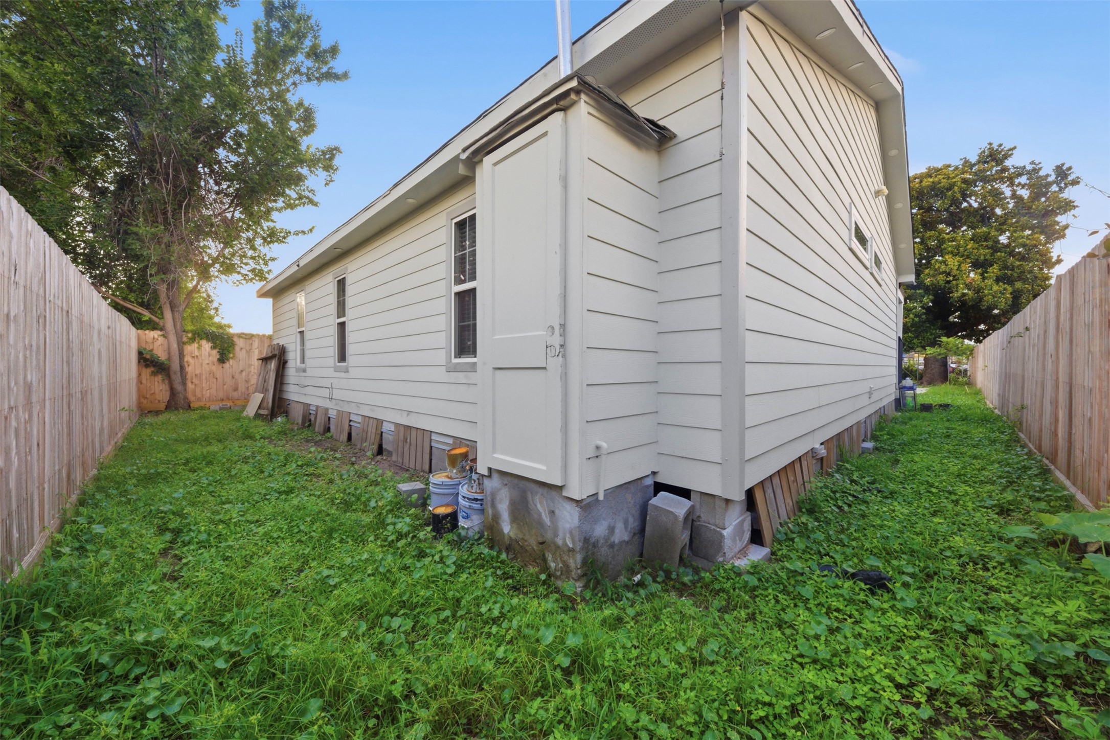 321 Reid Street Houston, TX 77022 - Photo 28 of 45