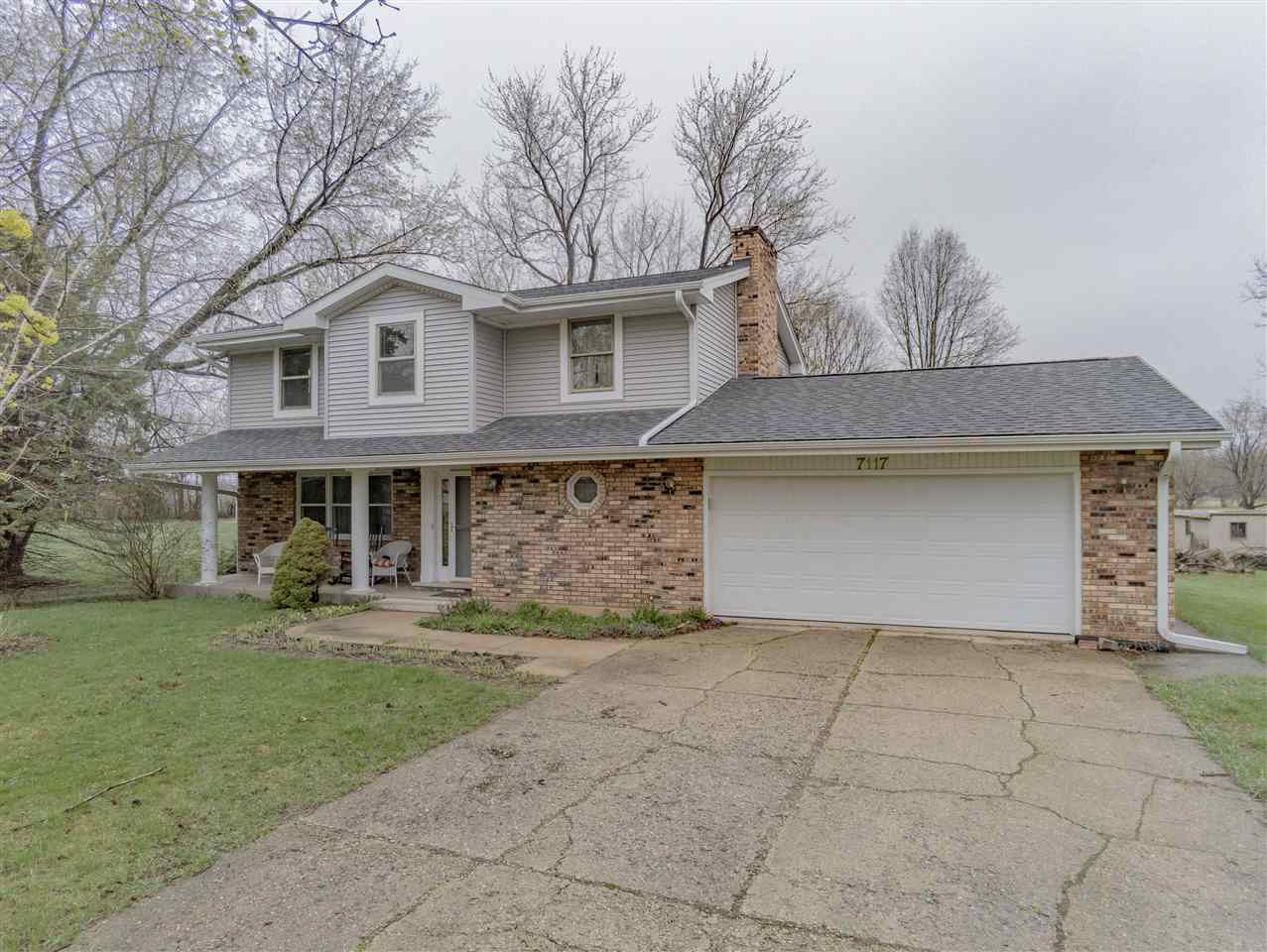 7117 Flora Road Rockford, IL 61101 - Photo 1 of 24 Gallery Image 1