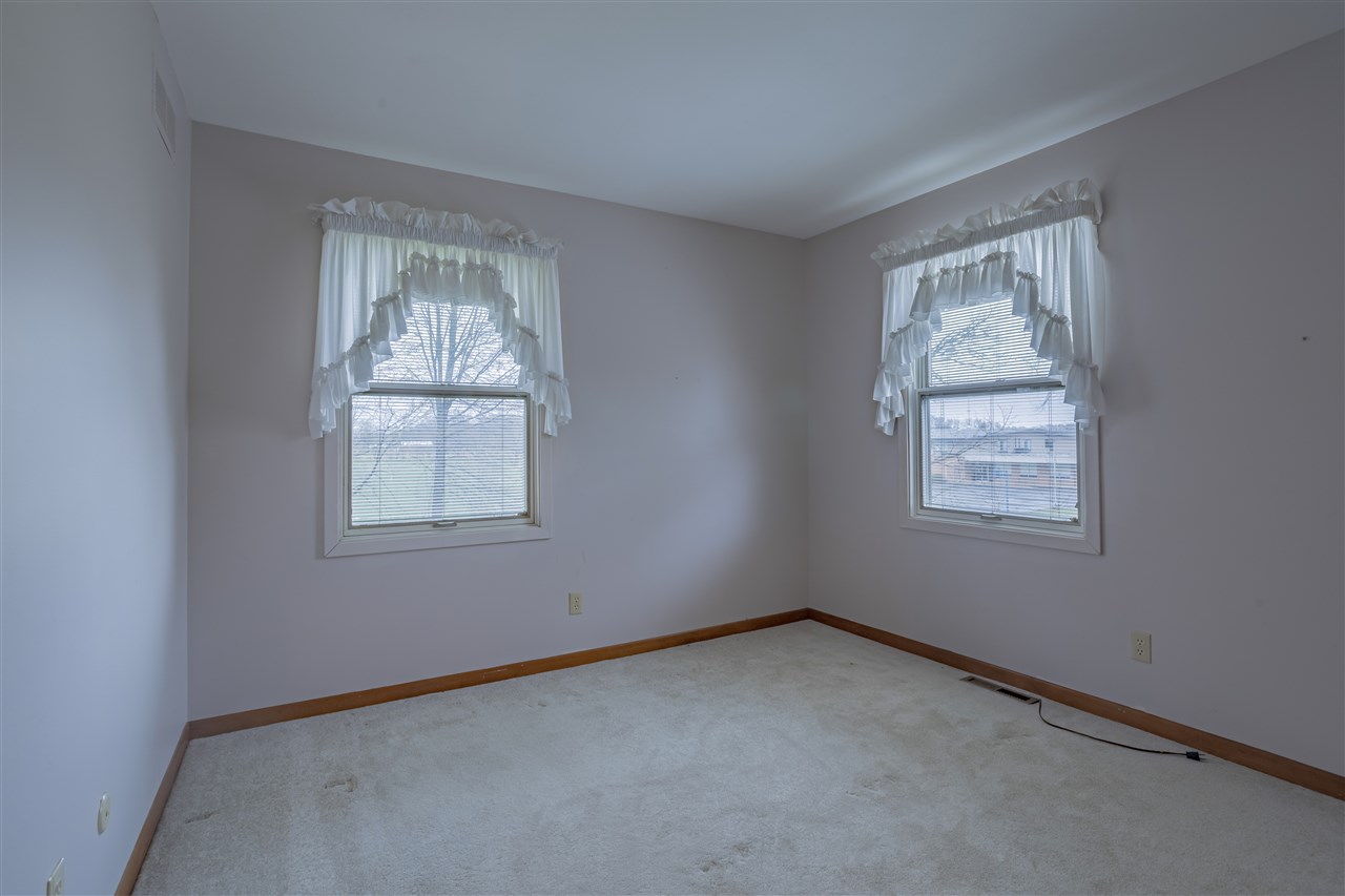 7117 Flora Road Rockford, IL 61101 - Photo 18 of 24 Gallery Image 18