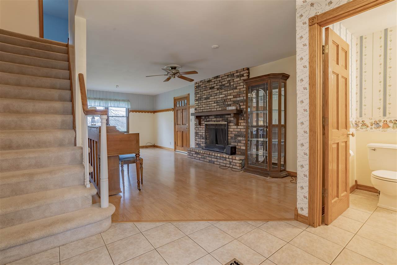 7117 Flora Road Rockford, IL 61101 - Photo 3 of 24 Gallery Image 3
