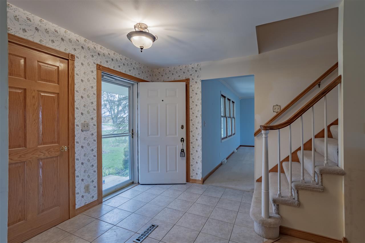 7117 Flora Road Rockford, IL 61101 - Photo 4 of 24 Gallery Image 4