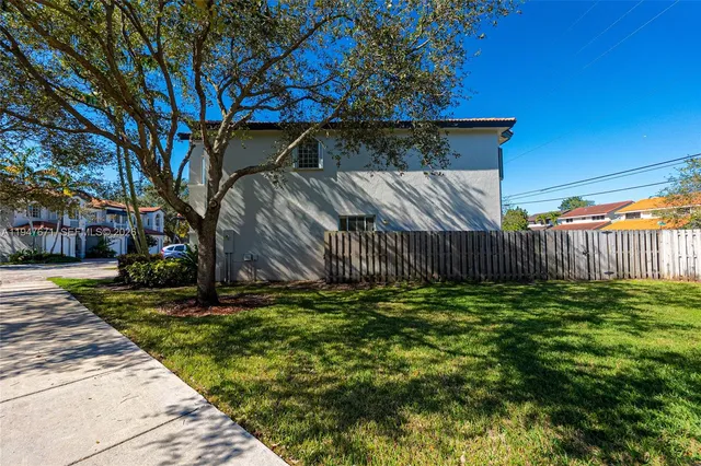 $3,800 | 11851 Southwest 80th Terrace, Unit 11851, Miami, FL 33173