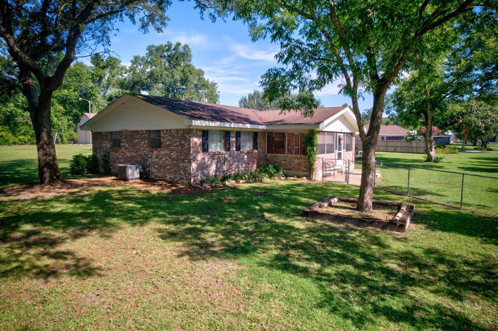 13017 5th Street Lillian, AL 36549 - Photo 54 of 58 BackOfStructure