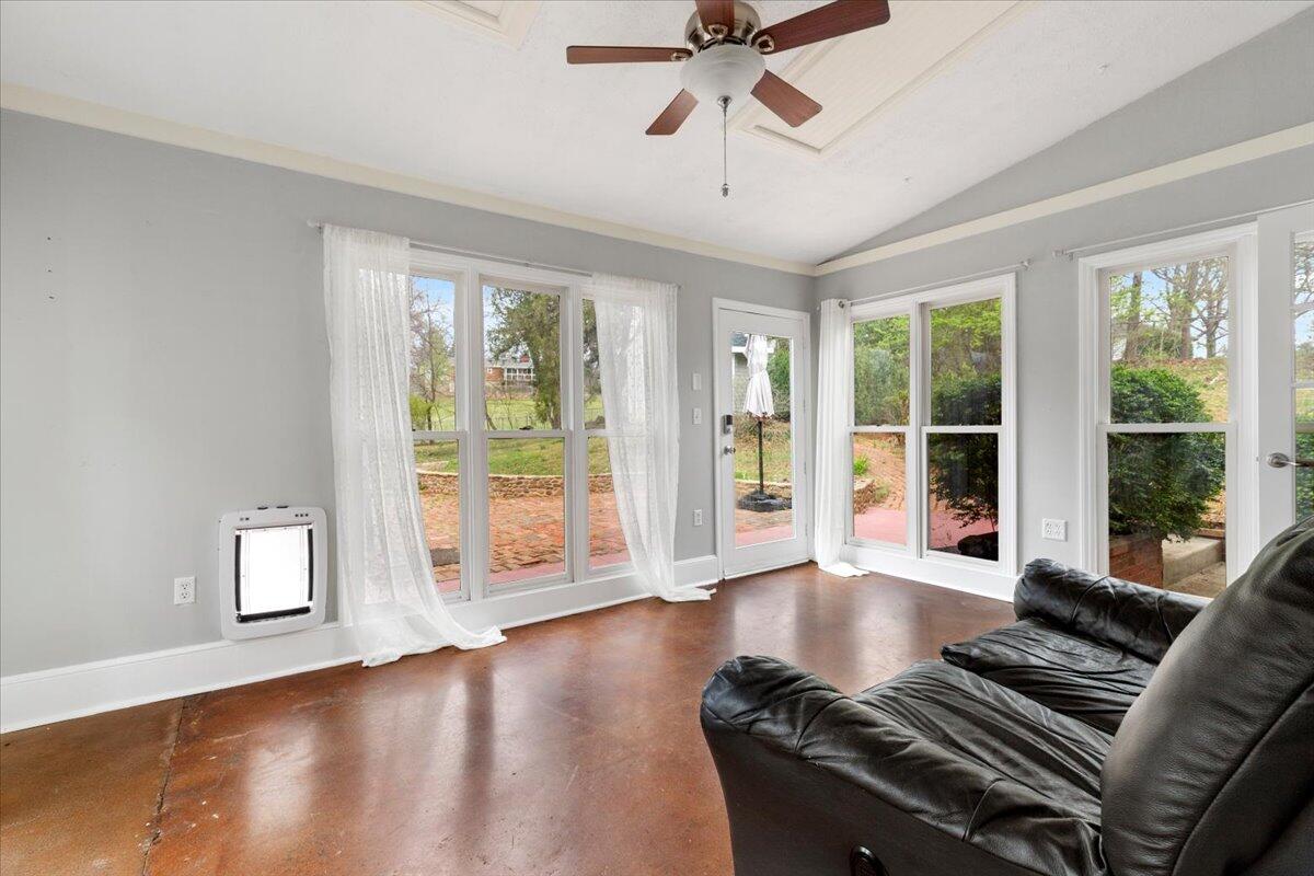 3581 Grandin Road Southwest Roanoke, VA 24018 - Photo 19 of 124 137-1000028837