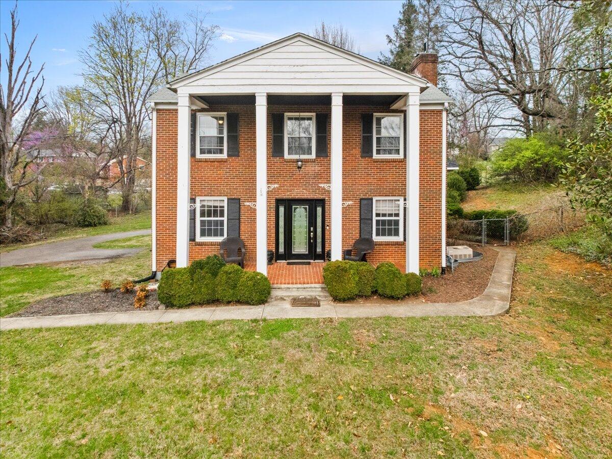 3581 Grandin Road Southwest Roanoke, VA 24018 - Photo 2 of 124 084-1000028786