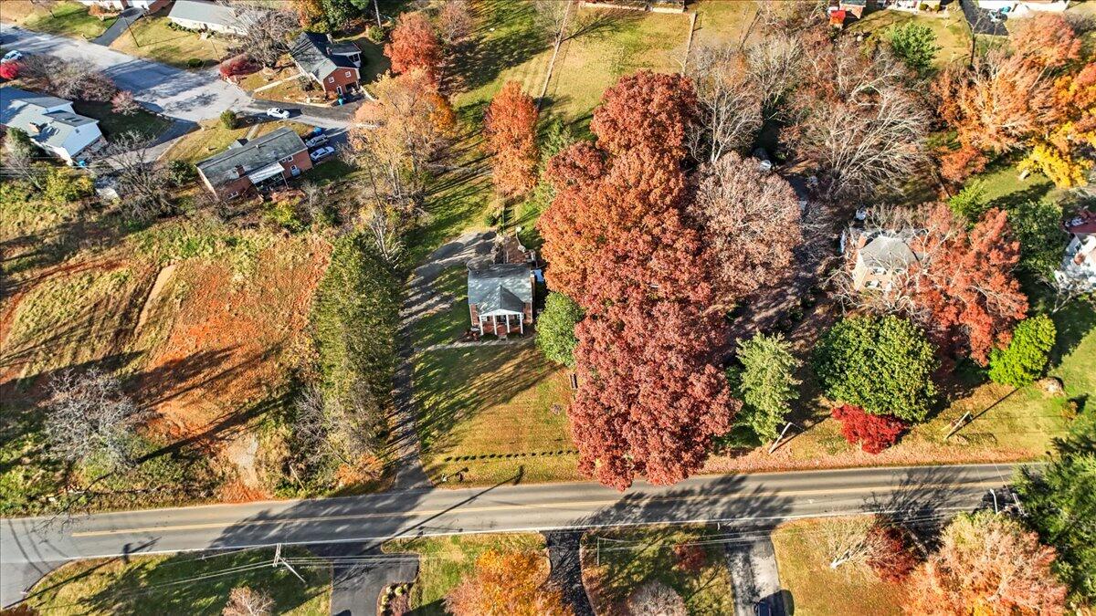 3581 Grandin Road Southwest Roanoke, VA 24018 - Photo 81 of 124 067-66
