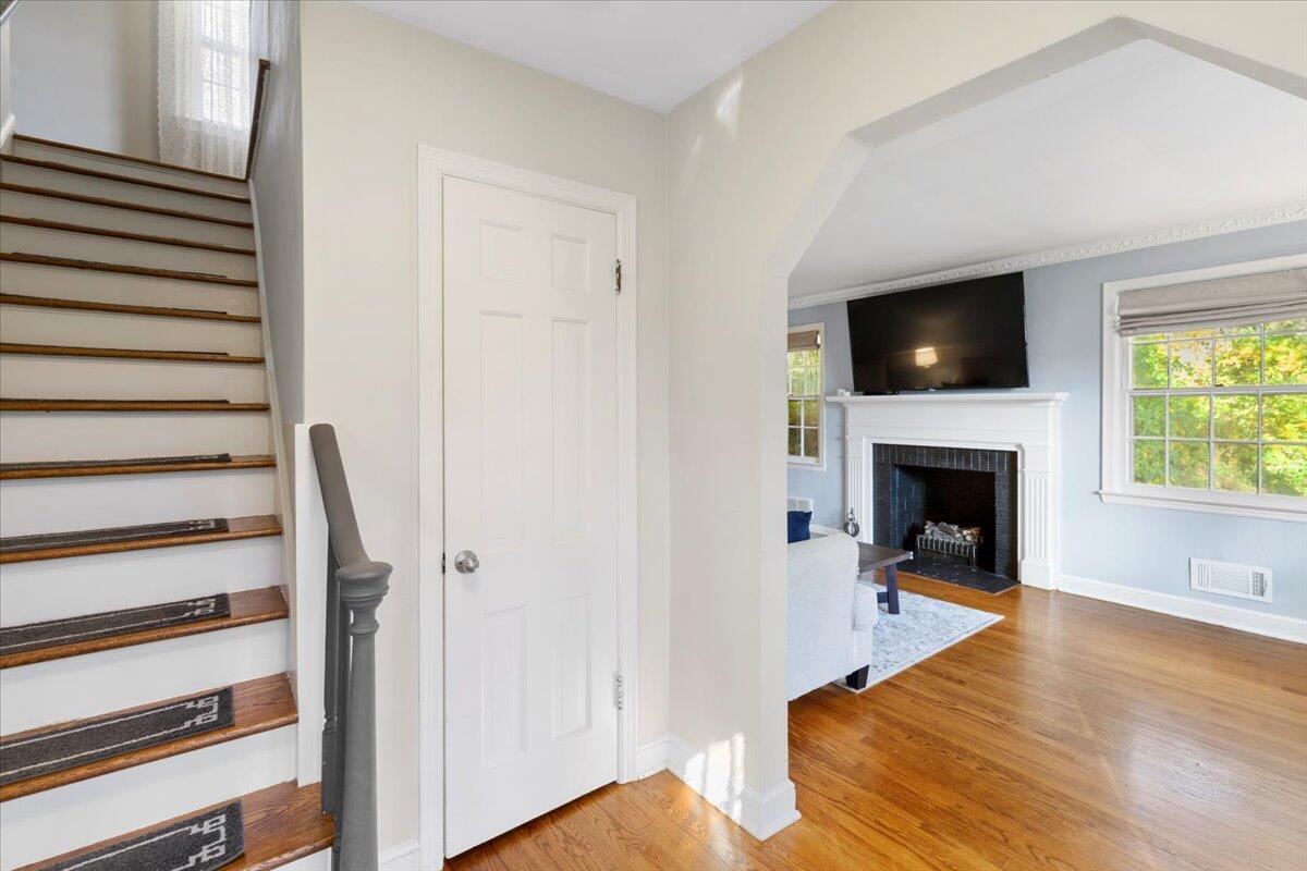 3581 Grandin Road Southwest Roanoke, VA 24018 - Photo 9 of 124 011-10