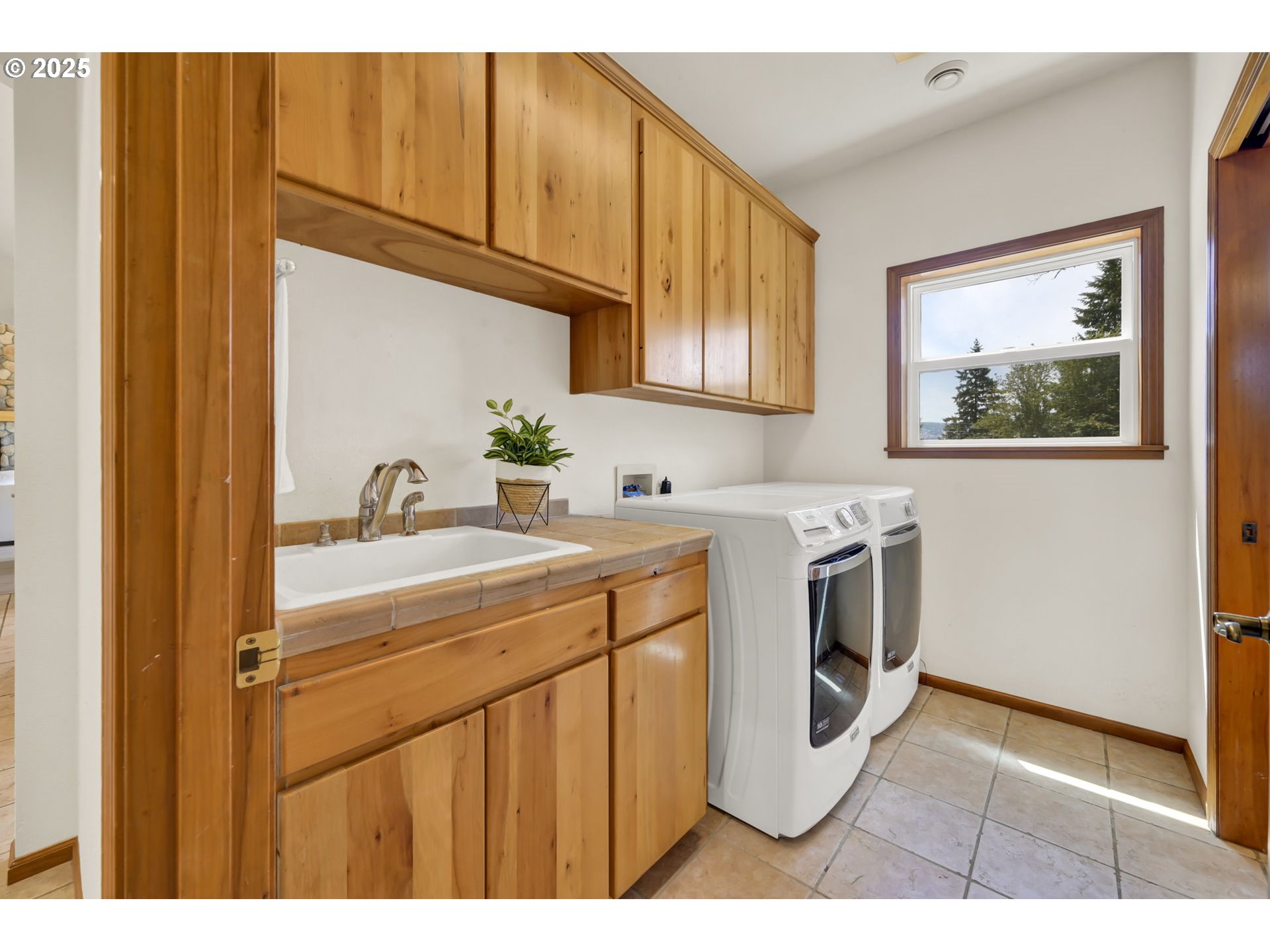 32316 Riley Lane Cottage Grove, OR 97424 - Photo 25 of 48 Gallery Image 25