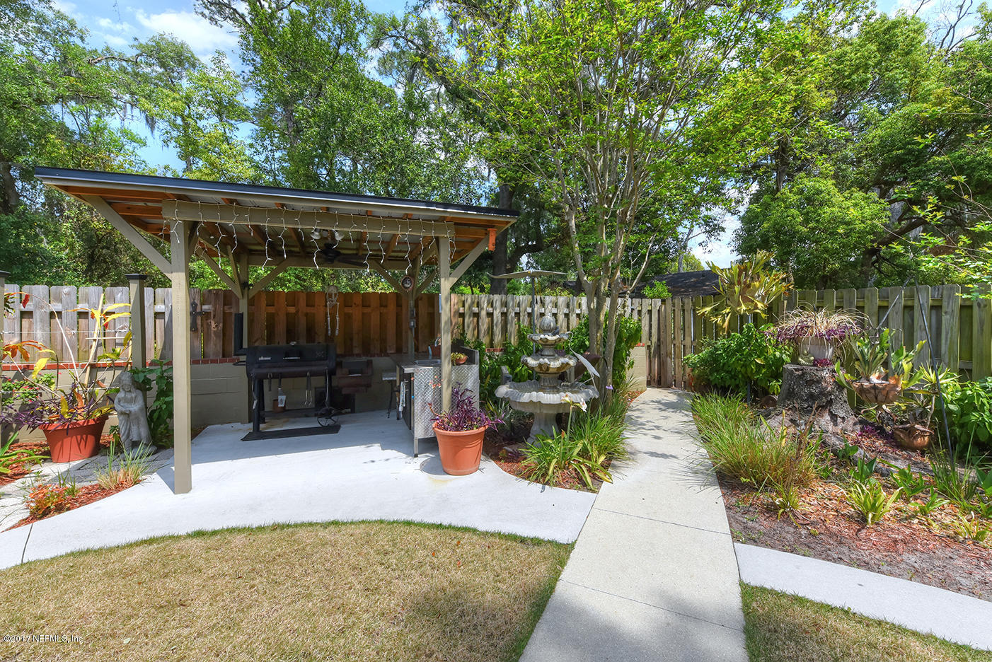2375 Ridgewood Road Jacksonville, FL 32207 - Photo 21 of 29 Pergola