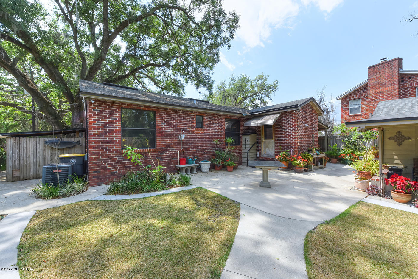 2375 Ridgewood Road Jacksonville, FL 32207 - Photo 23 of 29 Back Exterior