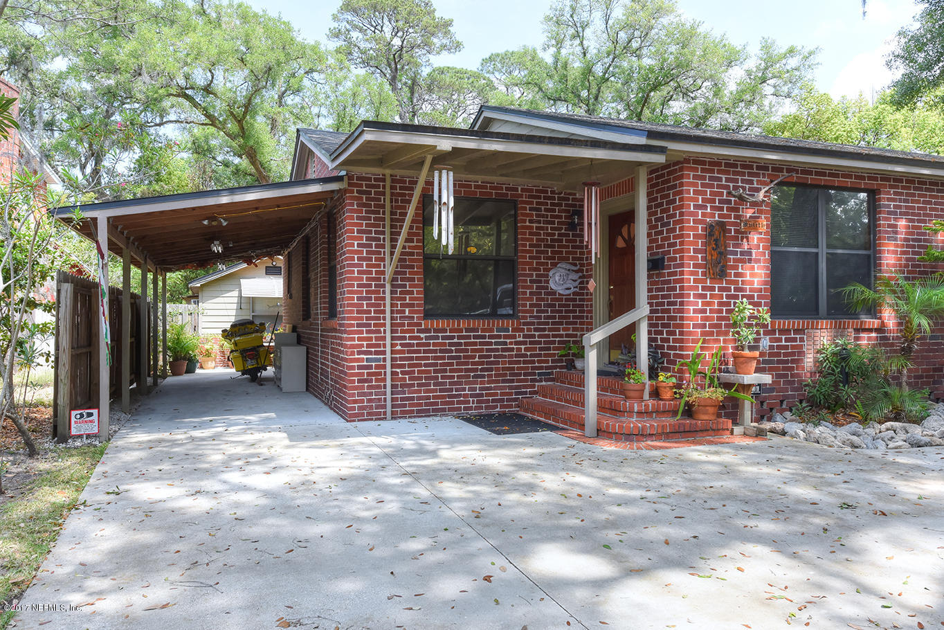 2375 Ridgewood Road Jacksonville, FL 32207 - Photo 5 of 29 Exterior Front