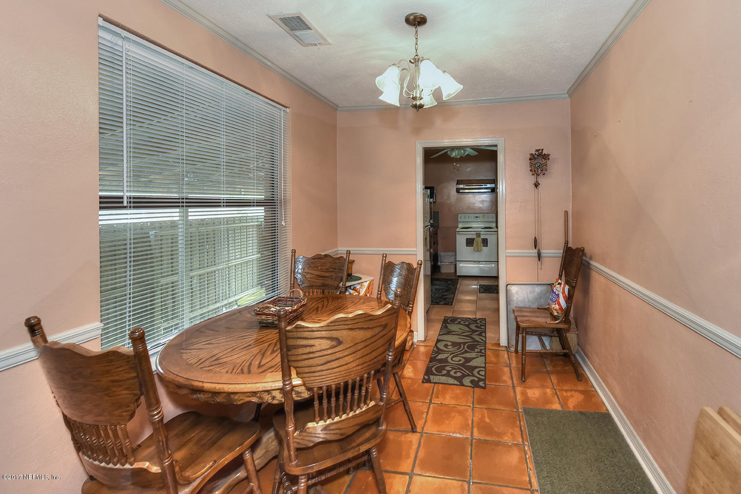 2375 Ridgewood Road Jacksonville, FL 32207 - Photo 9 of 29 Dining Room