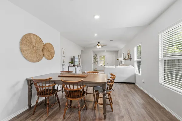$245,000 | 1307 Winding Willow Drive, Pinehurst, TX 77362