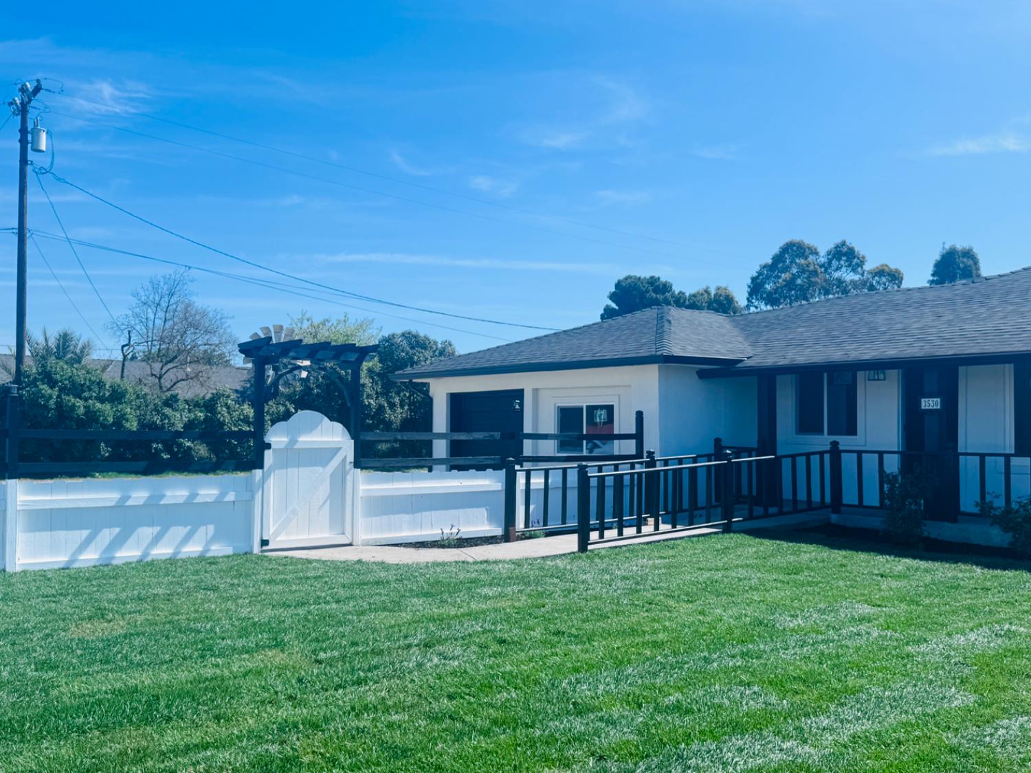 3530 Marfargoa Road Stockton, CA 95215 - Photo 4 of 27