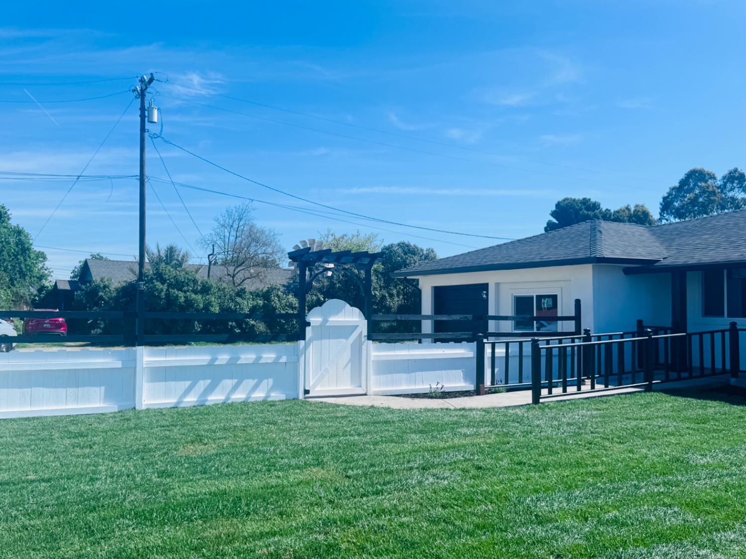 3530 Marfargoa Road Stockton, CA 95215 - Photo 5 of 27