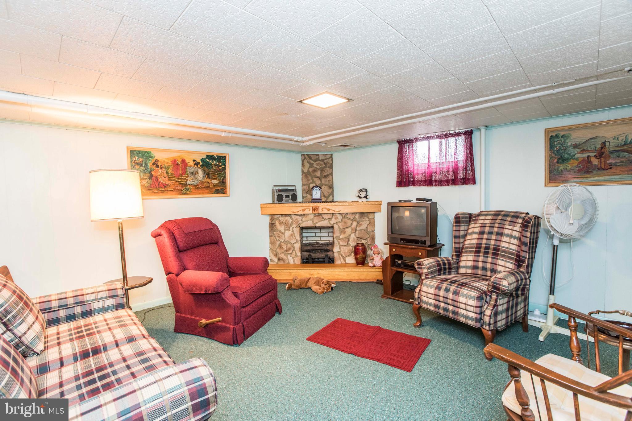 1735 Liggett Avenue Reading, PA 19607 - Photo 18 of 25 Gallery Image 18
