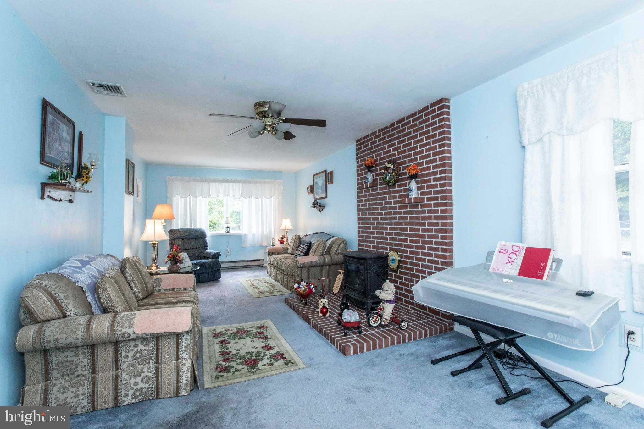 1735 Liggett Avenue Reading, PA 19607 - Photo 9 of 25 Gallery Image 9