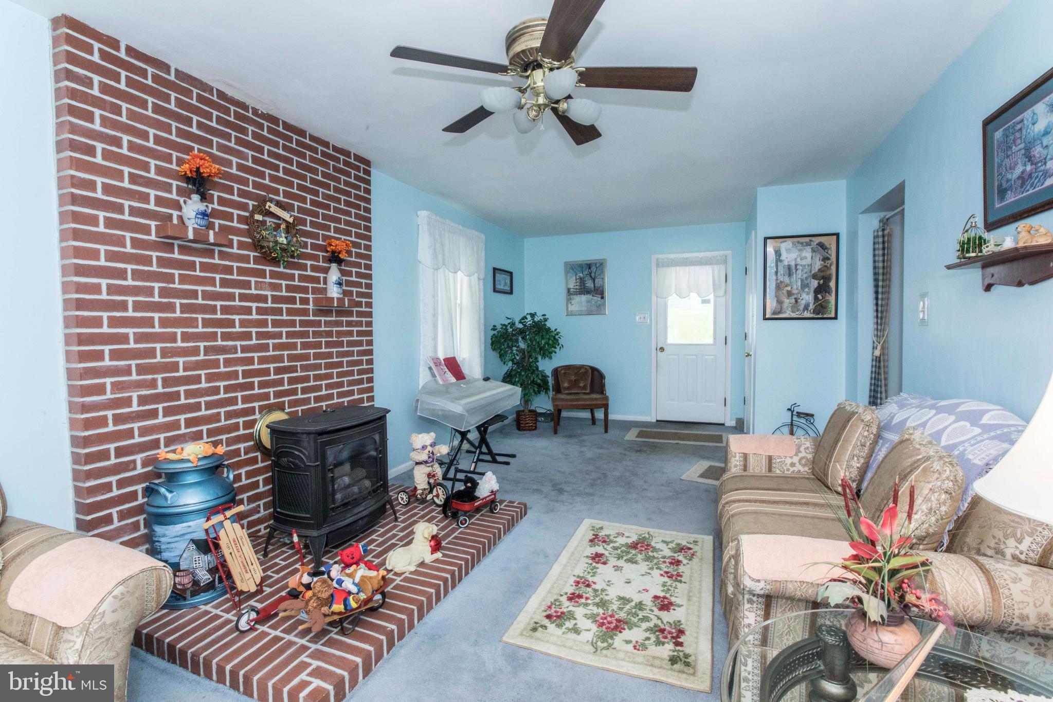 1735 Liggett Avenue Reading, PA 19607 - Photo 10 of 25 Gallery Image 10