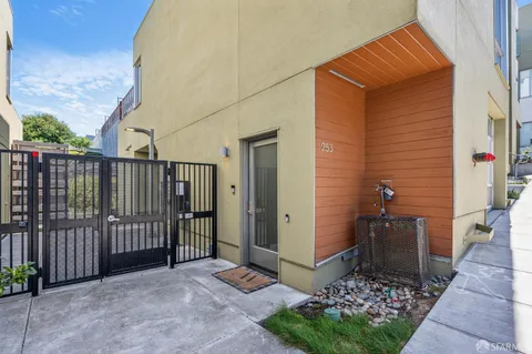 $828,000 | 253 Friedell Street, San Francisco, CA 94124