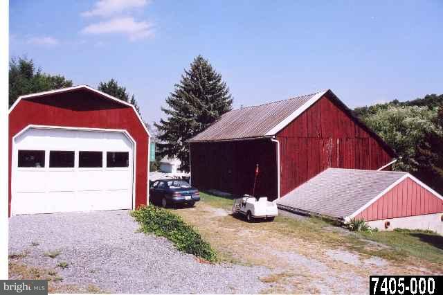 1975 Burkholder Road Red Lion, PA 17356 - Photo 6 of 9
