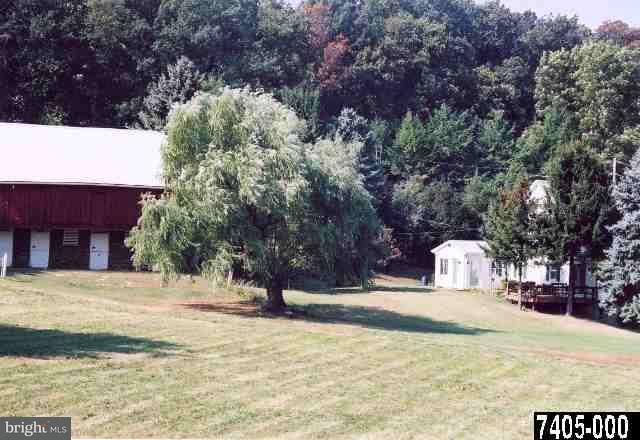 1975 Burkholder Road Red Lion, PA 17356 - Photo 7 of 9