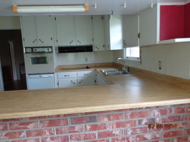 404 Wrenn Road Bradley, SC 29819 - Photo 15 of 36