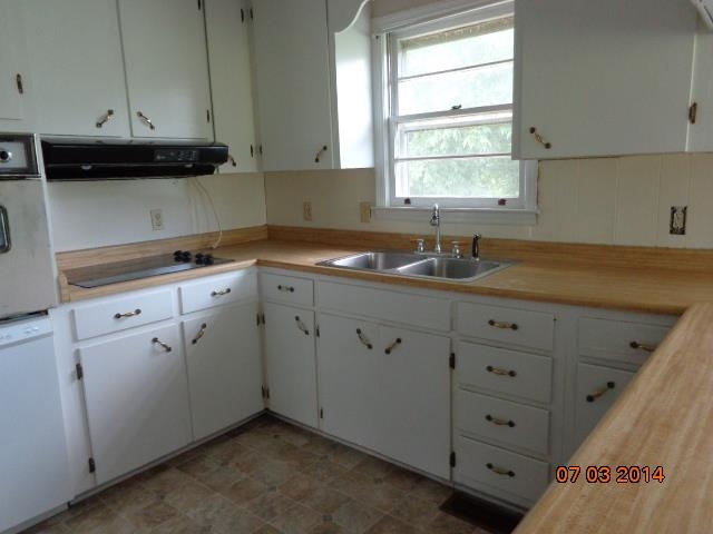404 Wrenn Road Bradley, SC 29819 - Photo 17 of 36