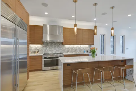 $1,995,000 | 3012 North Hoyne Avenue, Chicago, IL 60618
