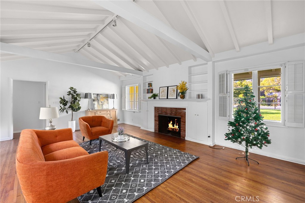 2976 Lombardy Road Pasadena, CA 91107 - Photo 11 of 57