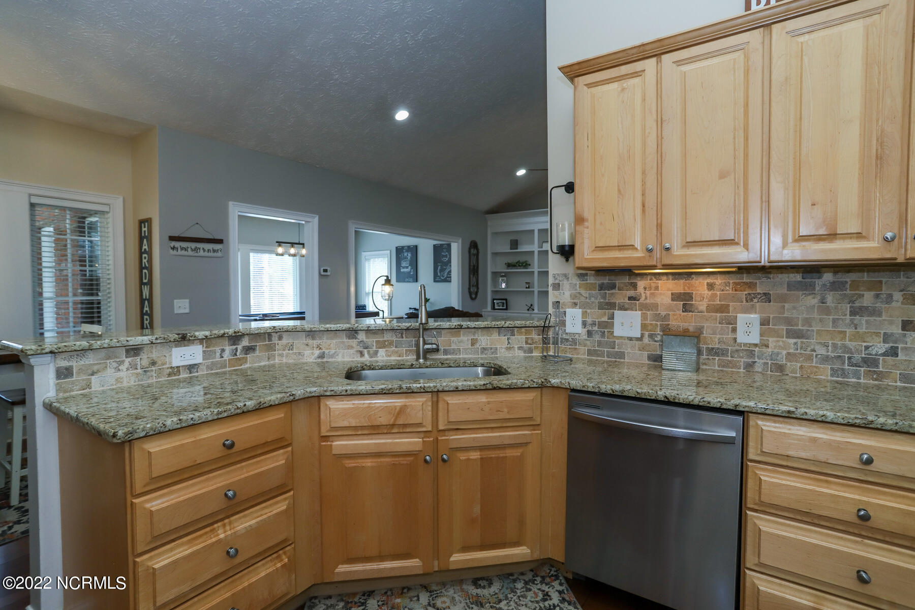 6 St Georges Drive Pinehurst, NC 28374 - Photo 12 of 33 kitchen5