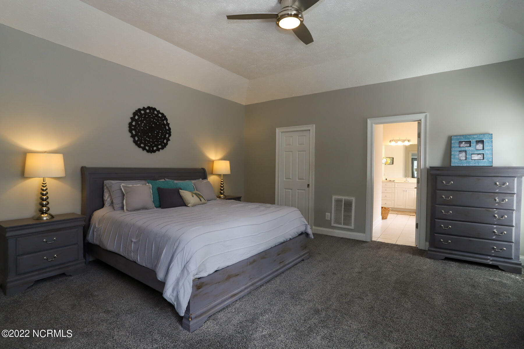 6 St Georges Drive Pinehurst, NC 28374 - Photo 15 of 33 master bed2