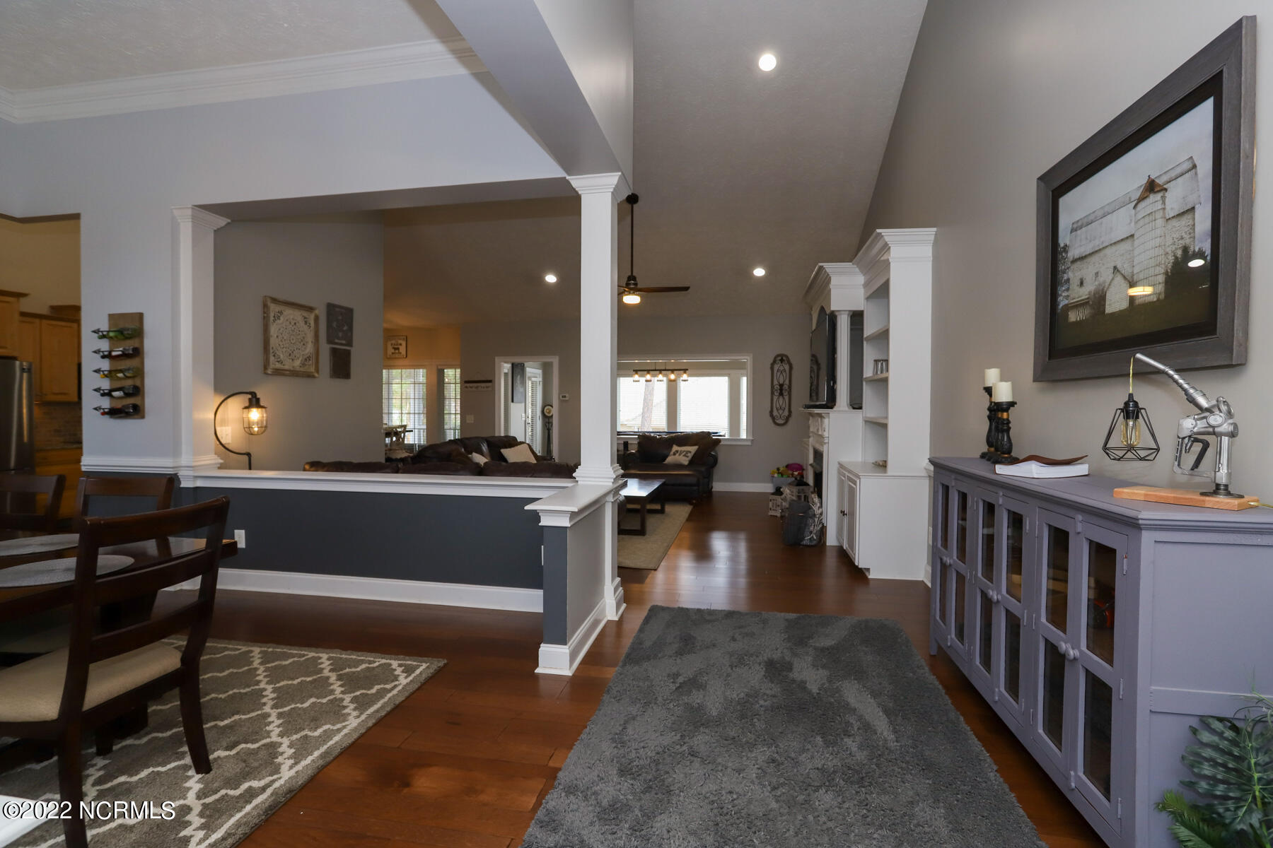 6 St Georges Drive Pinehurst, NC 28374 - Photo 3 of 33 foyer2