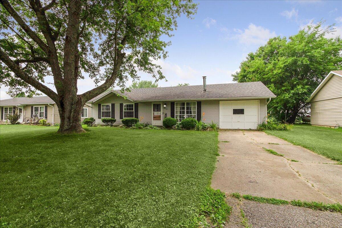 122 Rupolo Drive St. Paris, OH 43072 - Photo 4 of 27