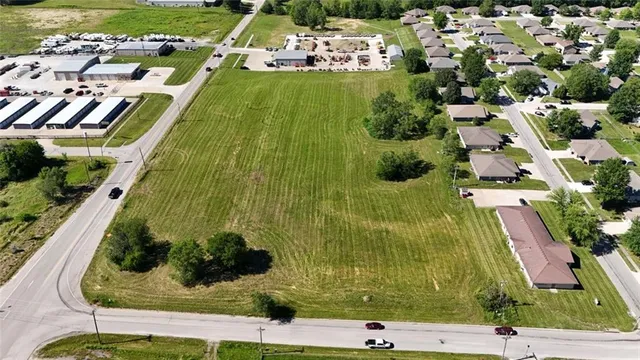 $750,000 | Tbd North Broadway Street, Oak Grove, MO 64075